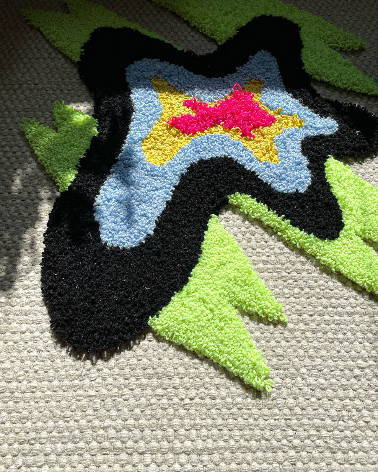 Frauka Chel - RUG #1.002